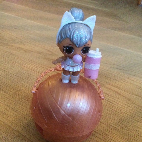 Kitty Queen LOL Surprise Doll Series Glam Glitter (GG-001) - Picture 2 of 6